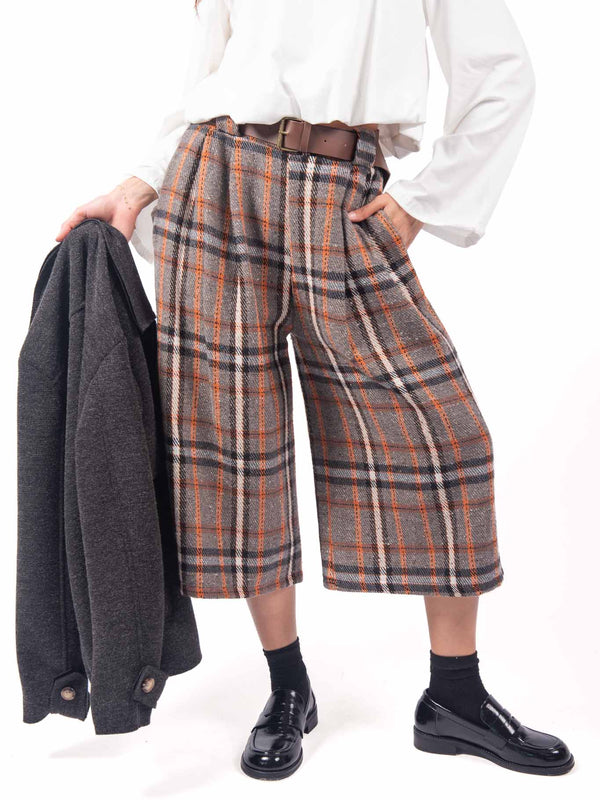 Pantaloni Corti in Tweed a Quadri Tartan da donna Miss love