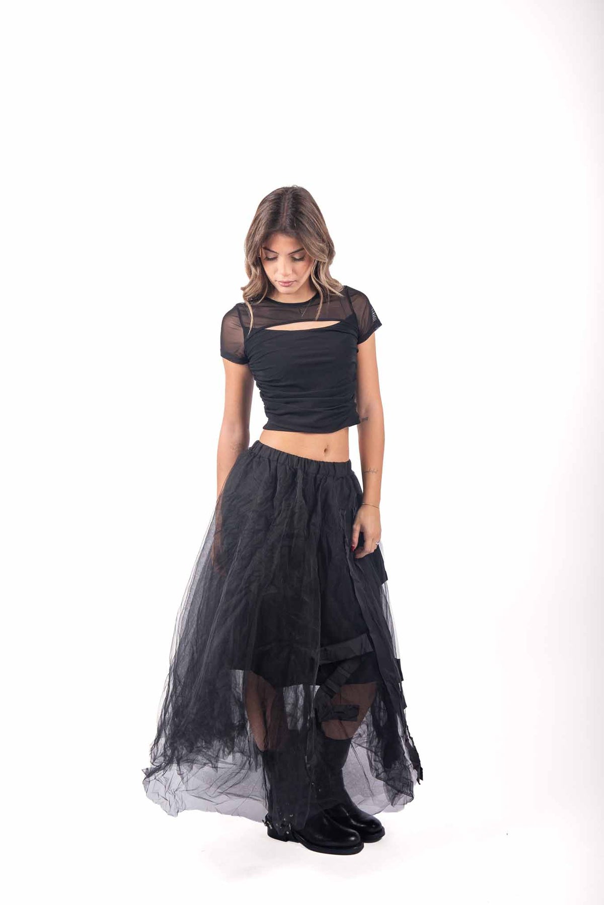 Crop Top Nero in Mesh con Cut-Out donna Miss love - 5