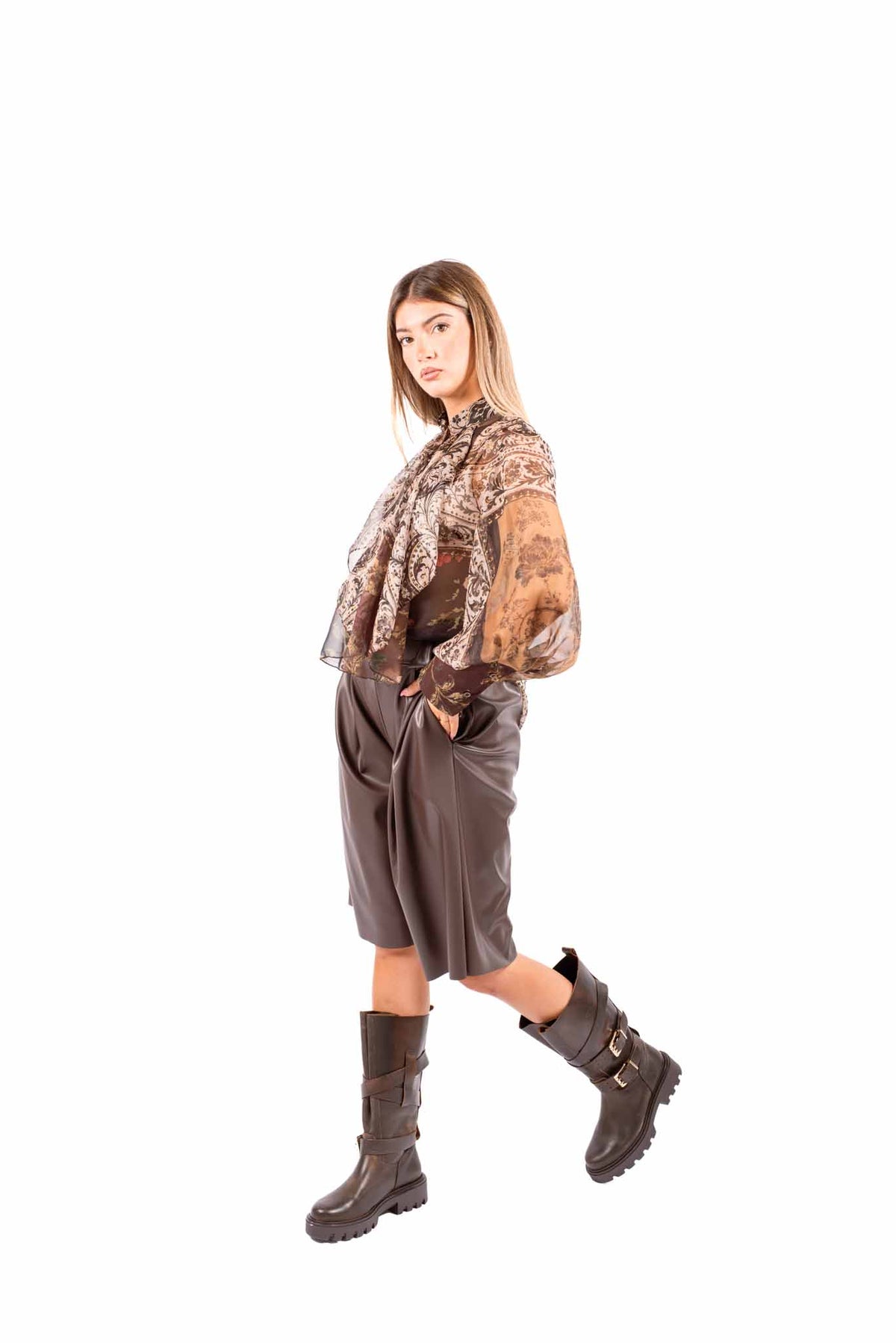Bermuda in Ecopelle Cioccolato con Pinces donna Miss love - 4