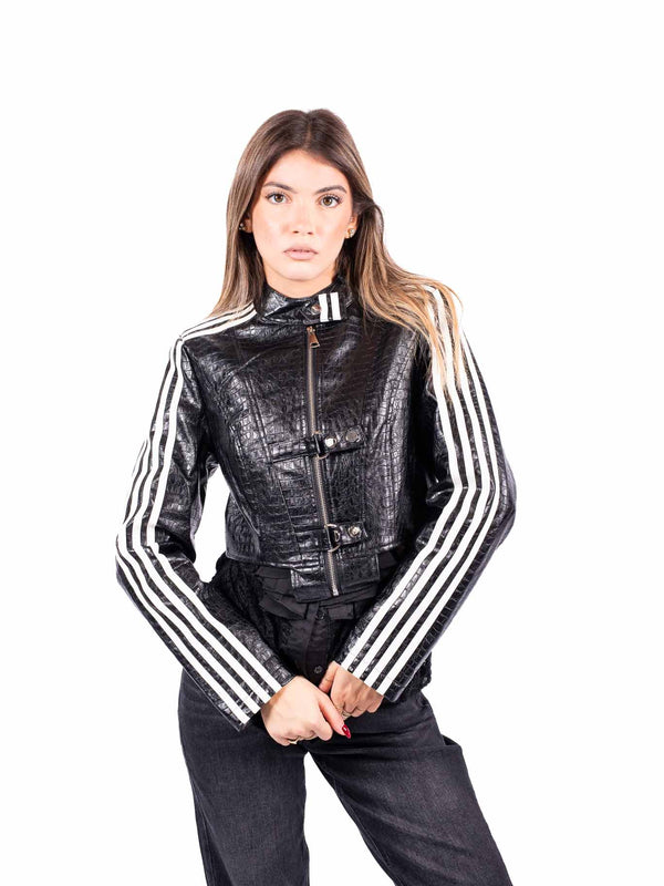 Giacca Crop in Ecopelle Nera Effetto Coccodrillo con Bande da donna Miss love