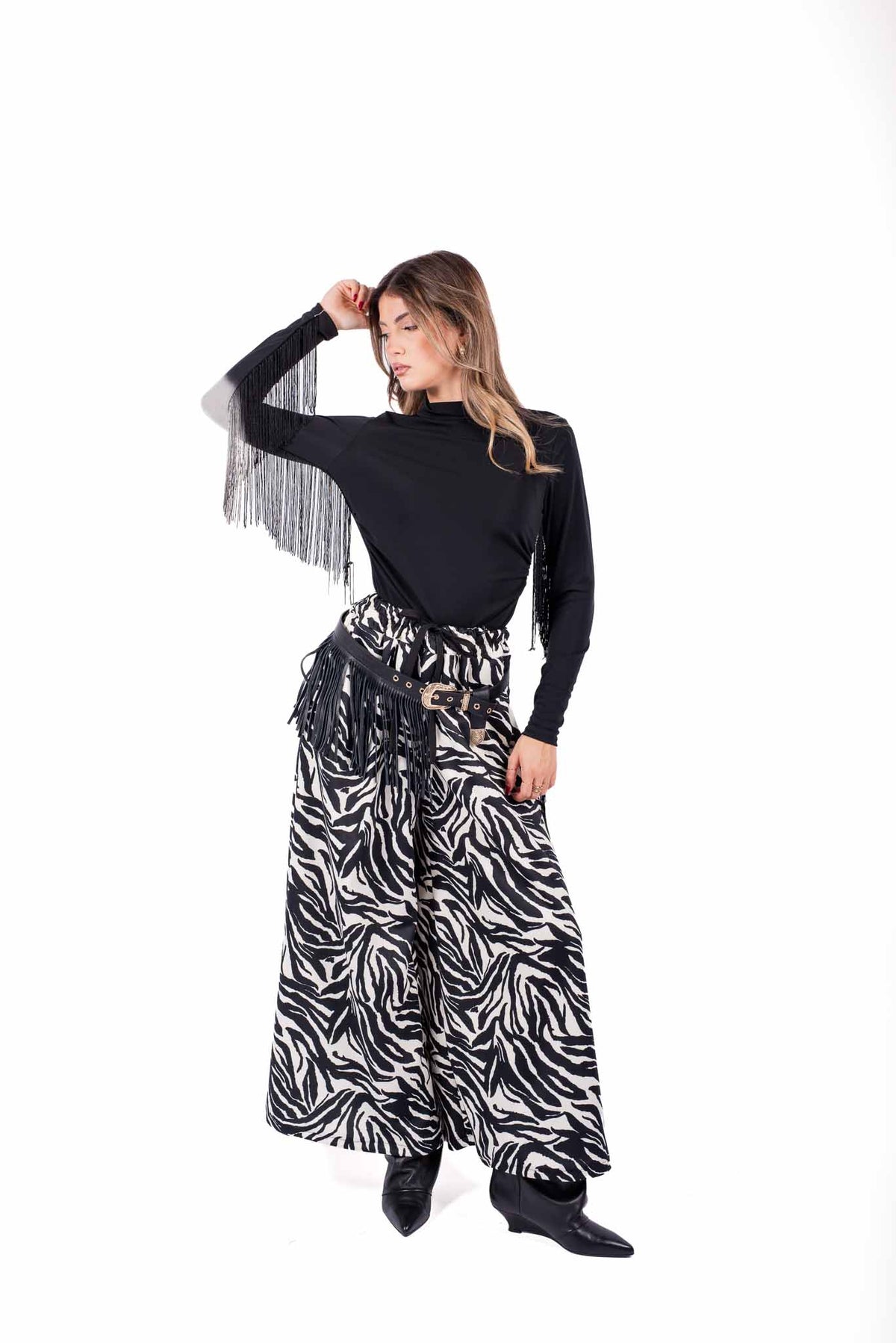 Maglia a Collo Alto con Frange Nera donna Miss love - 4