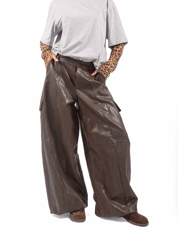 Pantaloni Palazzo Cargo Effetto Pelle Cioccolato da donna Tensione in