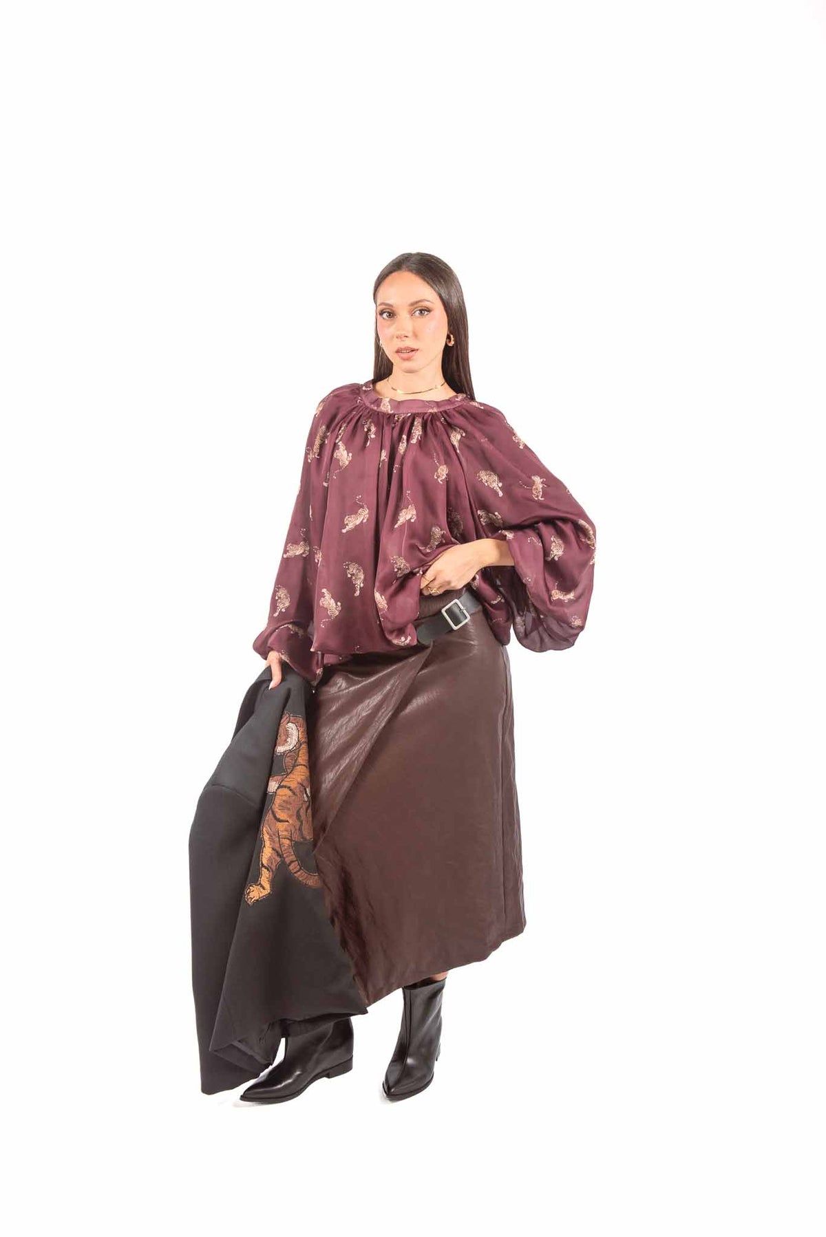 Blusa in Satin Bordeaux con Stampe Tigre donna Tensione in - 2