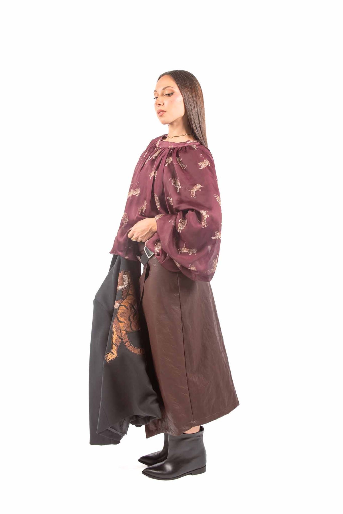Blusa in Satin Bordeaux con Stampe Tigre donna Tensione in - 4