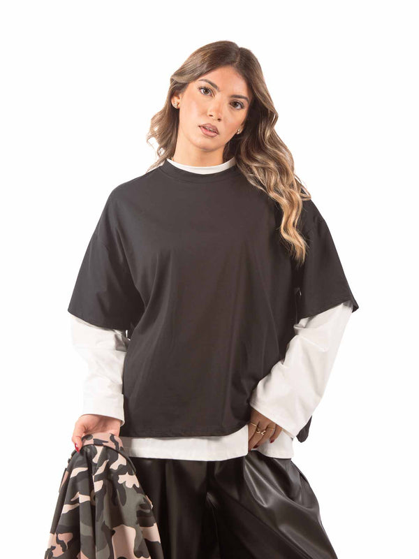 Completo T-shirt Oversize Nera e Maglia Bianca Long-Sleeve da donna Miss love