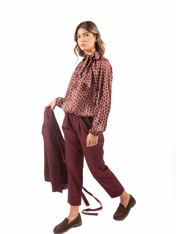 Blusa Satin con Fiocco e Stampa Catene Bordeaux da donna Miss love