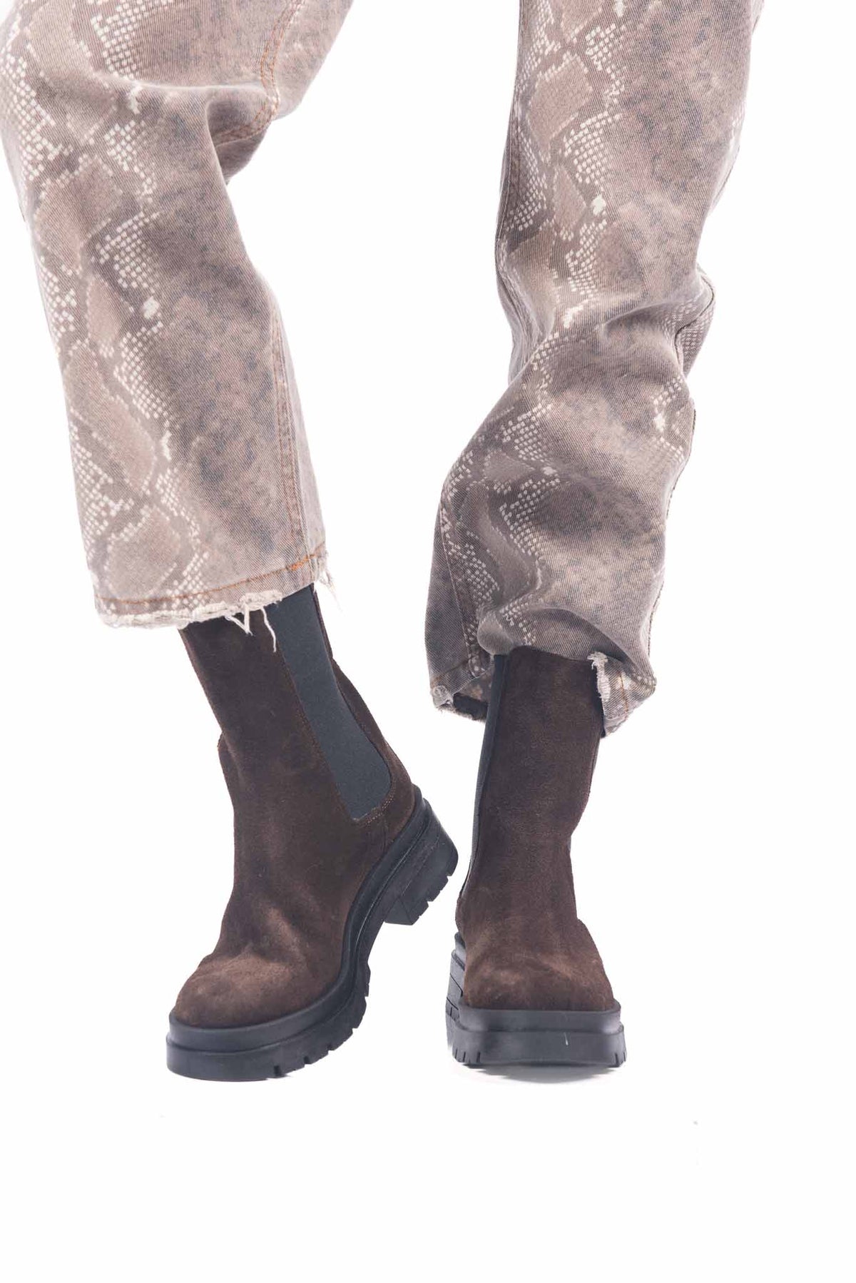 Chelsea Boot in Camoscio Marrone donna Ovye - 1