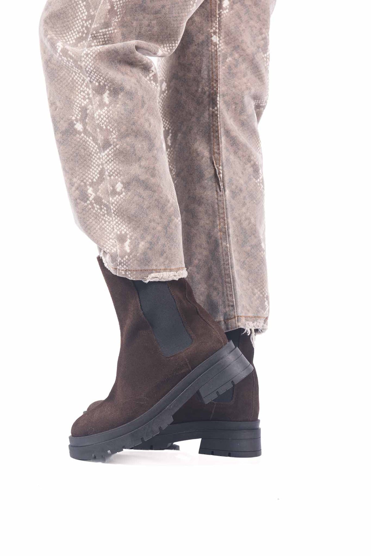 Chelsea Boot in Camoscio Marrone donna Ovye - 4