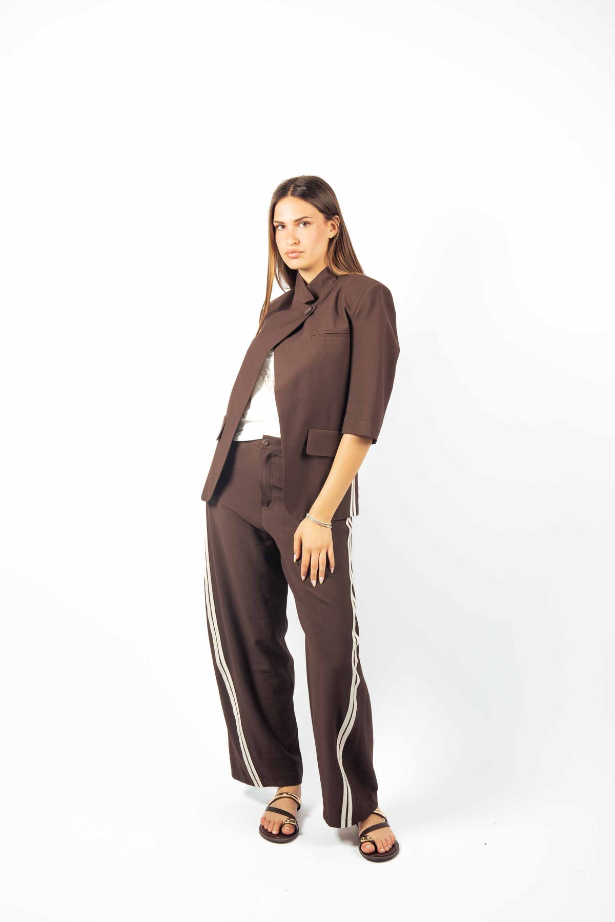 Blazer Maniche Corte Cioccolato donna Maryley - 2