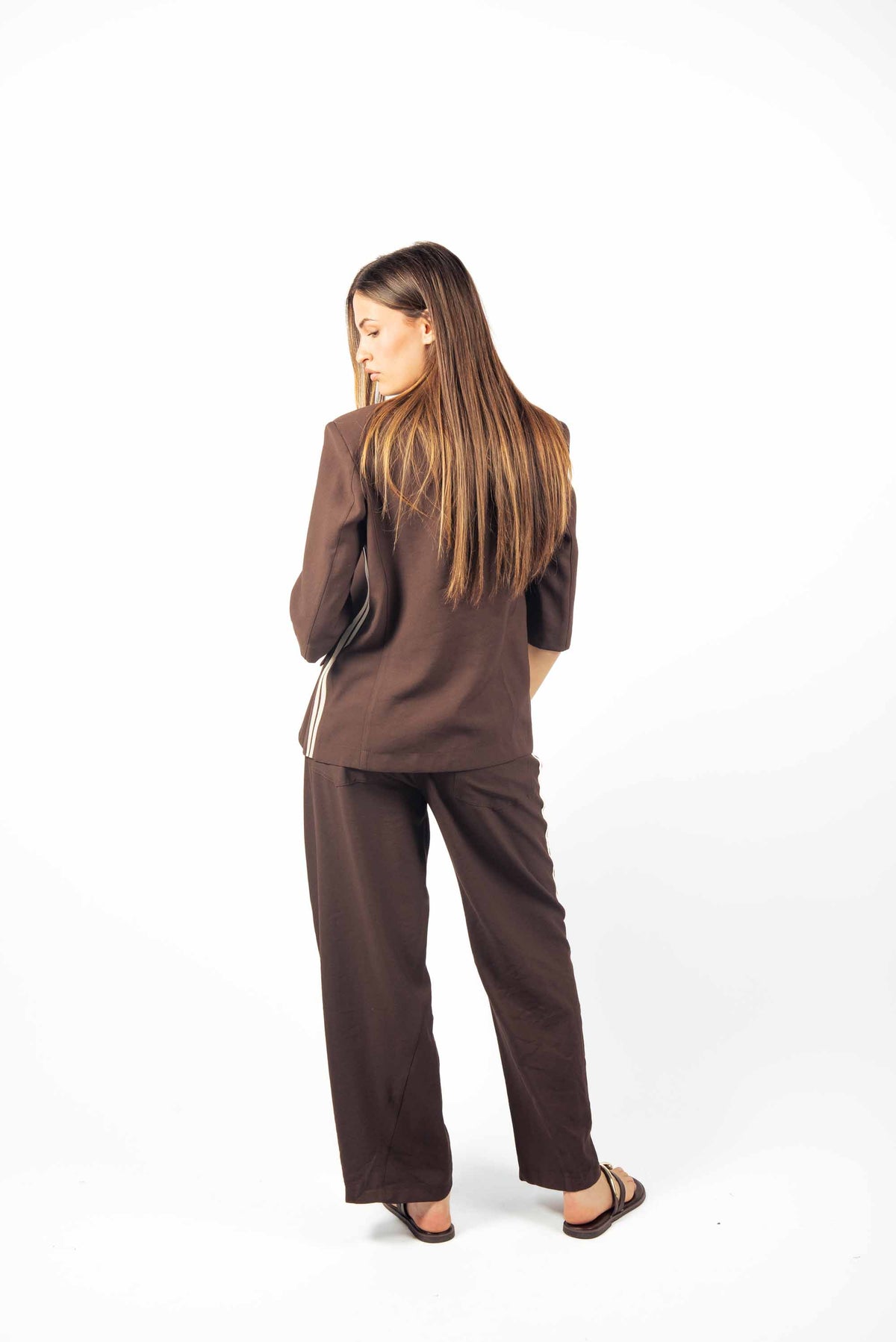 Blazer Maniche Corte Cioccolato donna Maryley - 5