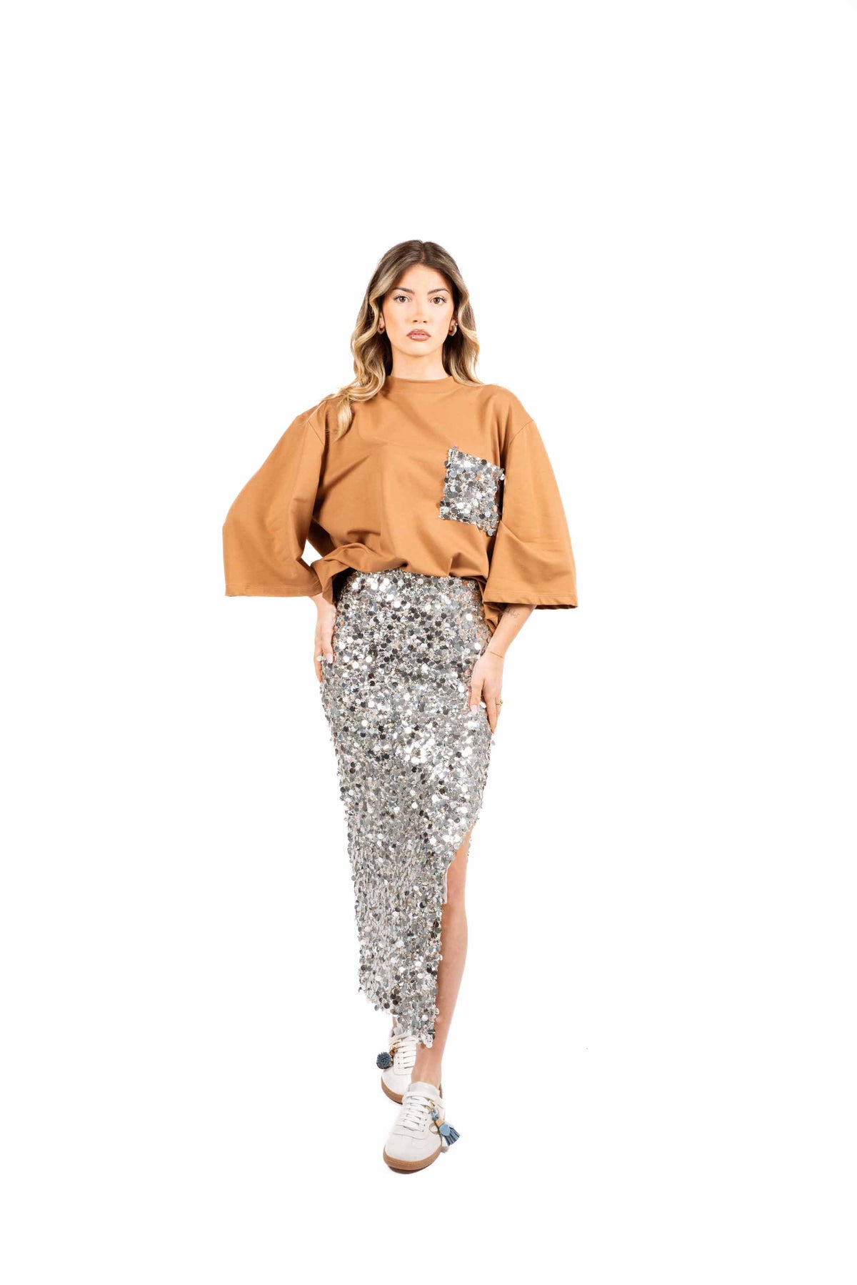 T-shirt Oversize con Taschino Paillettes Cammello donna Tensione in - 2