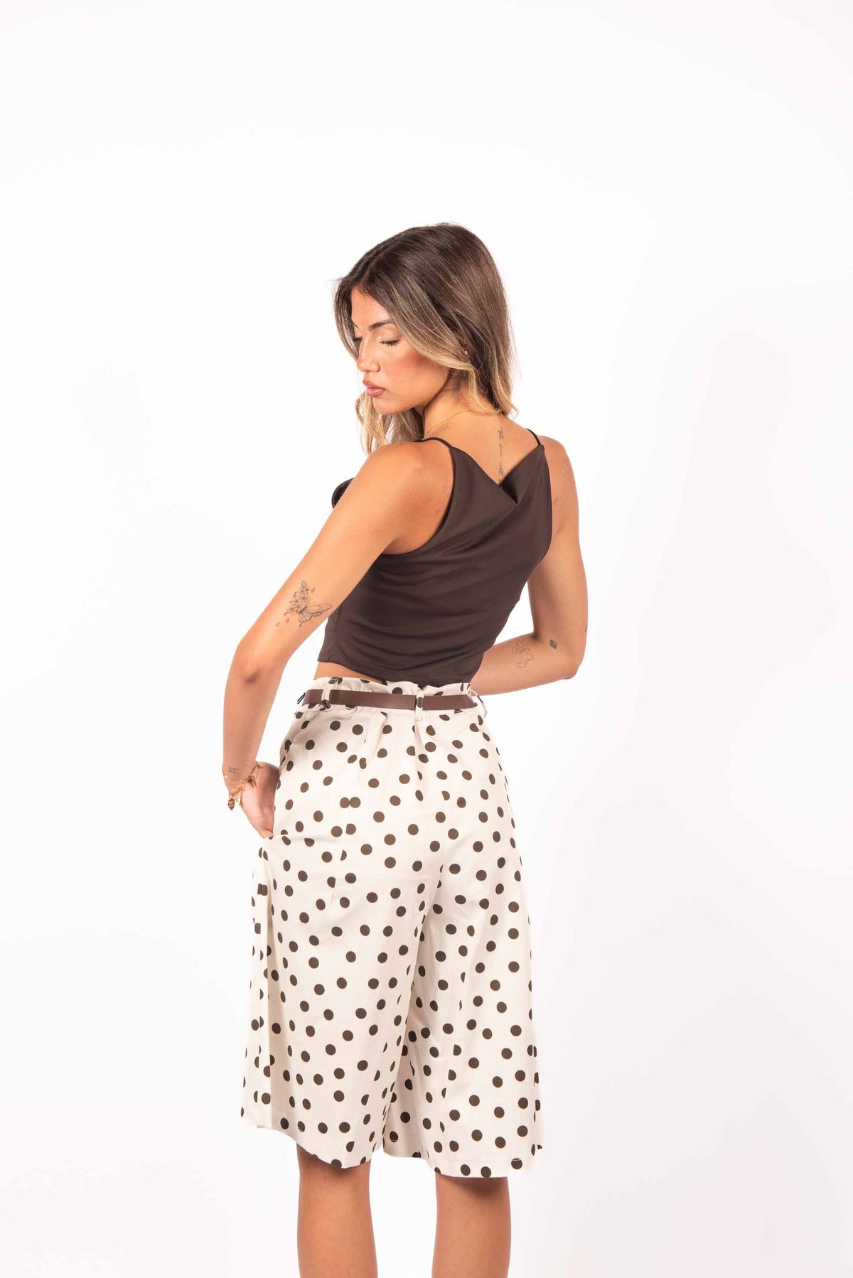 Top Corto Asimmetrico Cioccolato donna Miss love - 3