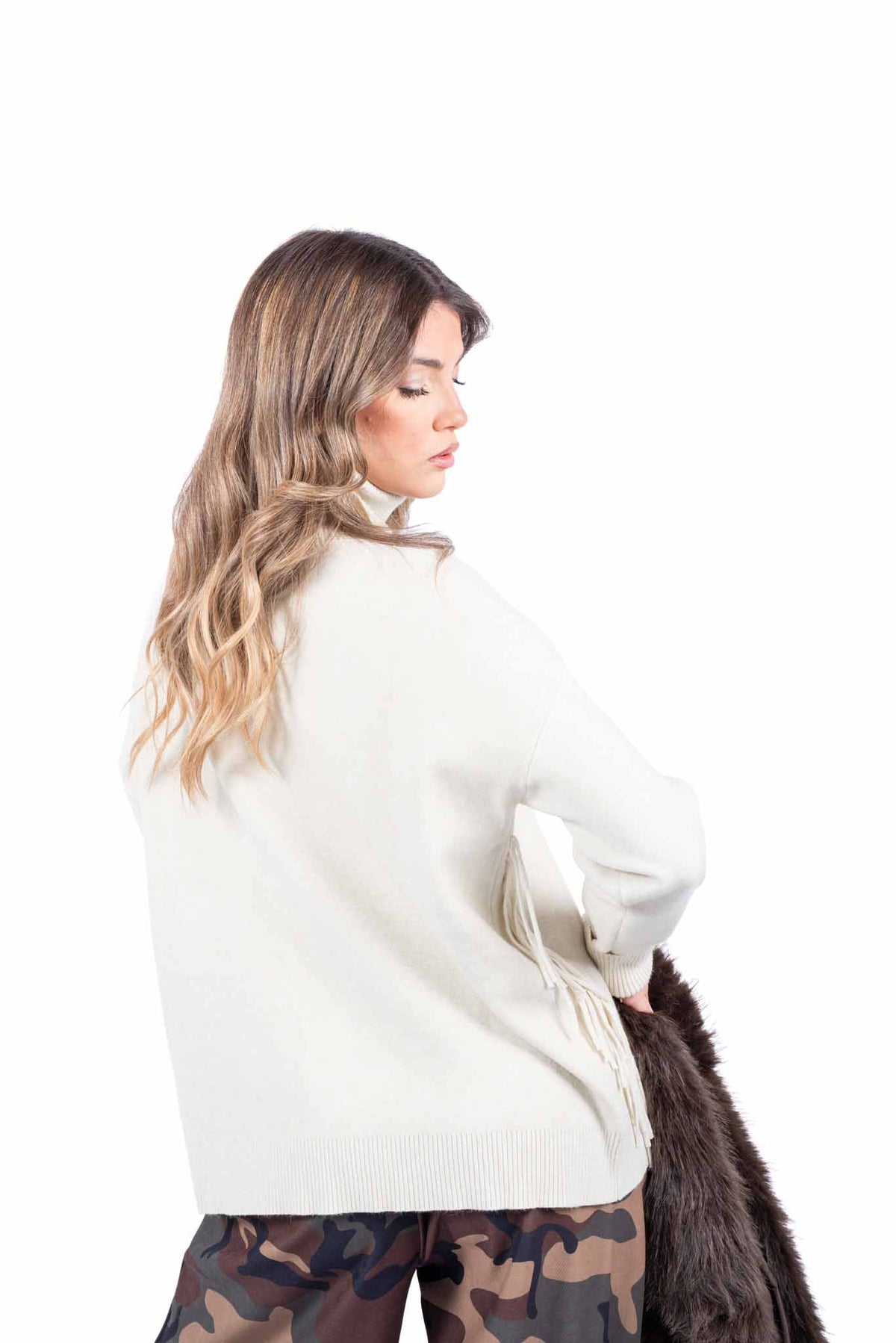 Maglione Oversize Avorio con Frange donna Miss love - 3