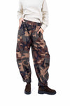 Pantaloni in Tessuto Tecnico Stampa Camouflage donna Miss love - 1