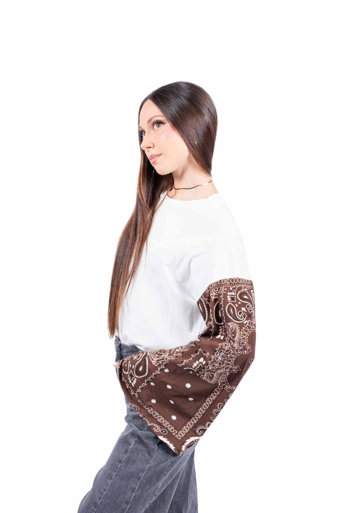 Maglia Bianca Oversize con Maniche a Campana Paisley donna Miss love - 2