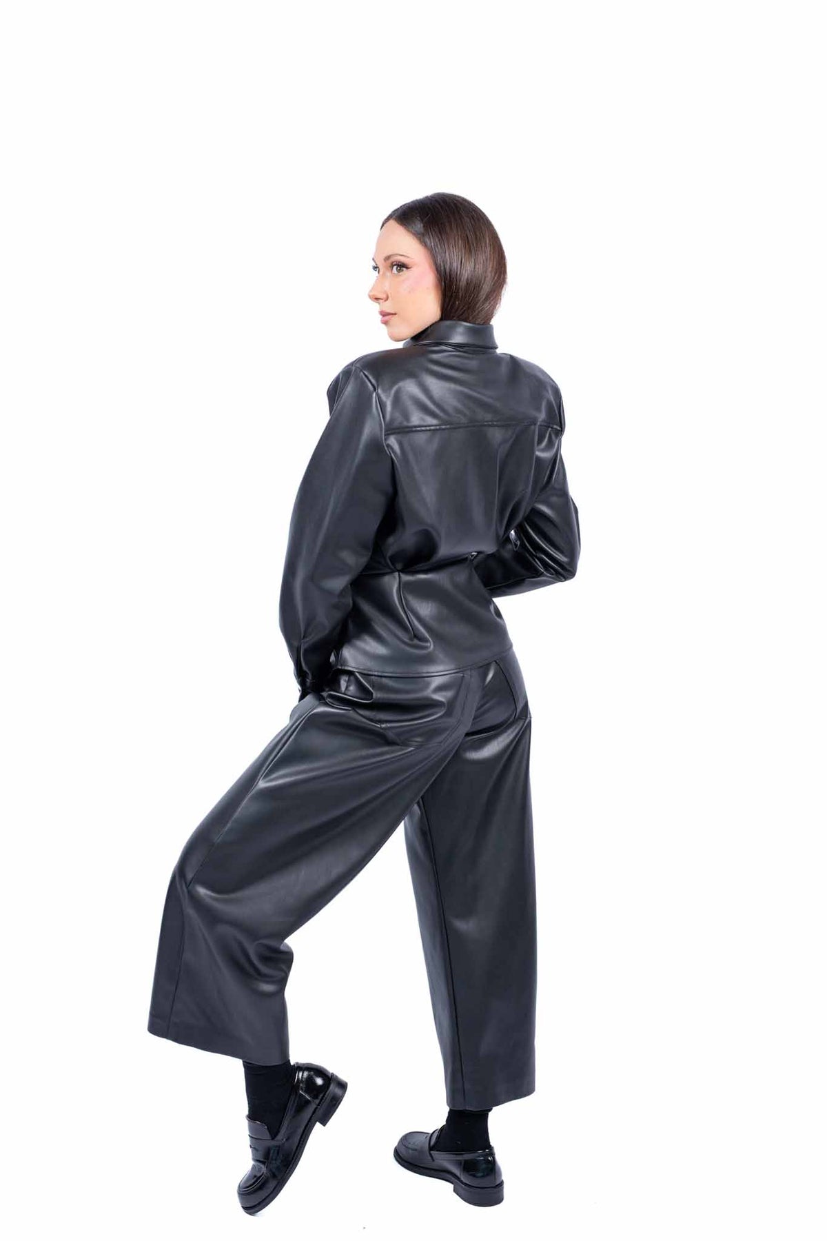 Camicia Drapeggiata in Ecopelle Nera con Collo a Punta donna Tensione in - 5
