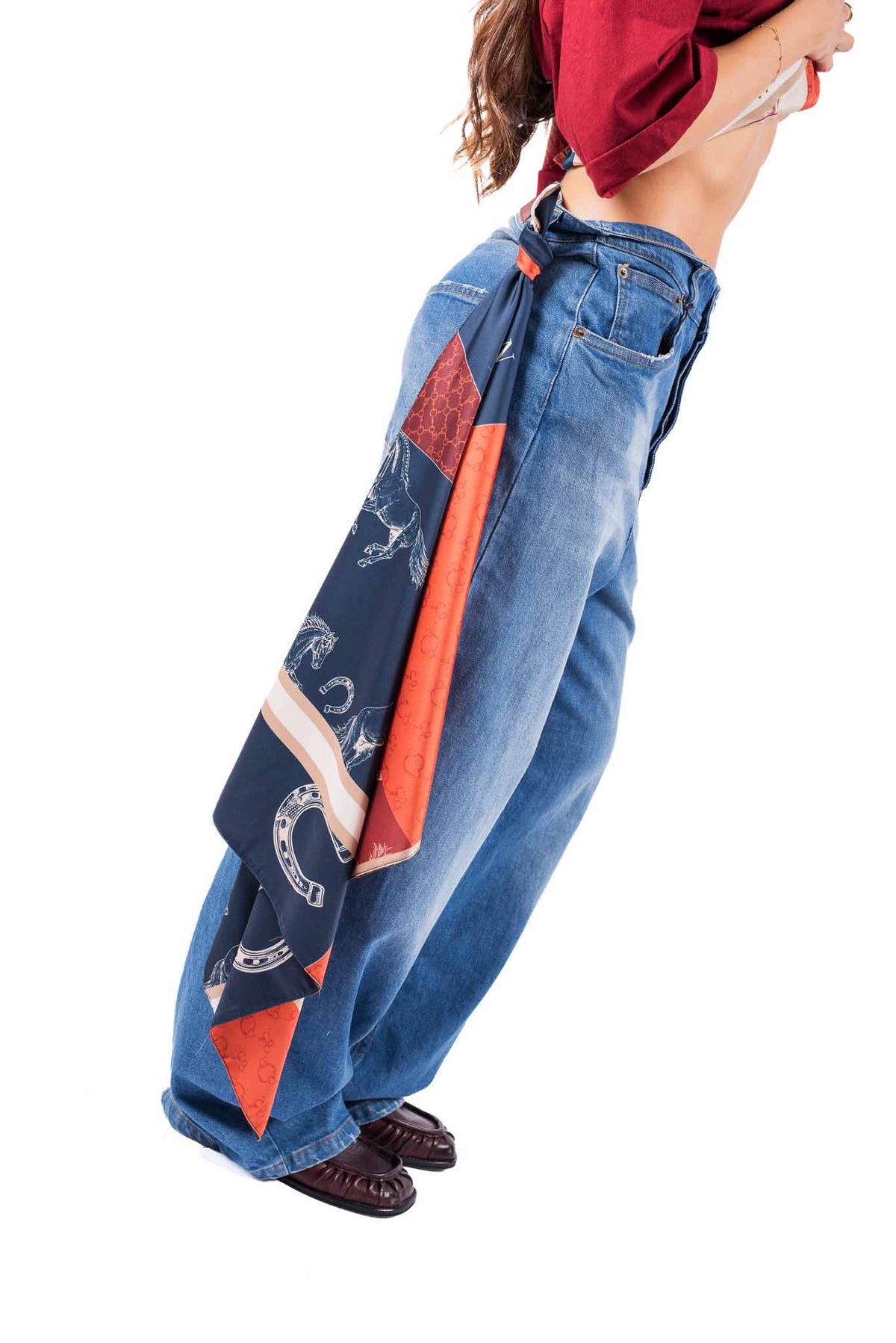 Jeans Barrel Fit Lavaggio Chiaro con Foulard donna Tensione in - 3
